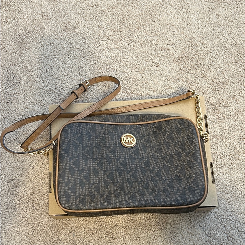 Michael Kors Black and Tan Crossbody Bag